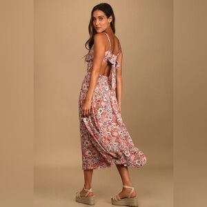 NWT Lulu’s Pink Floral Print Tie-Back Midi Dress, size Small